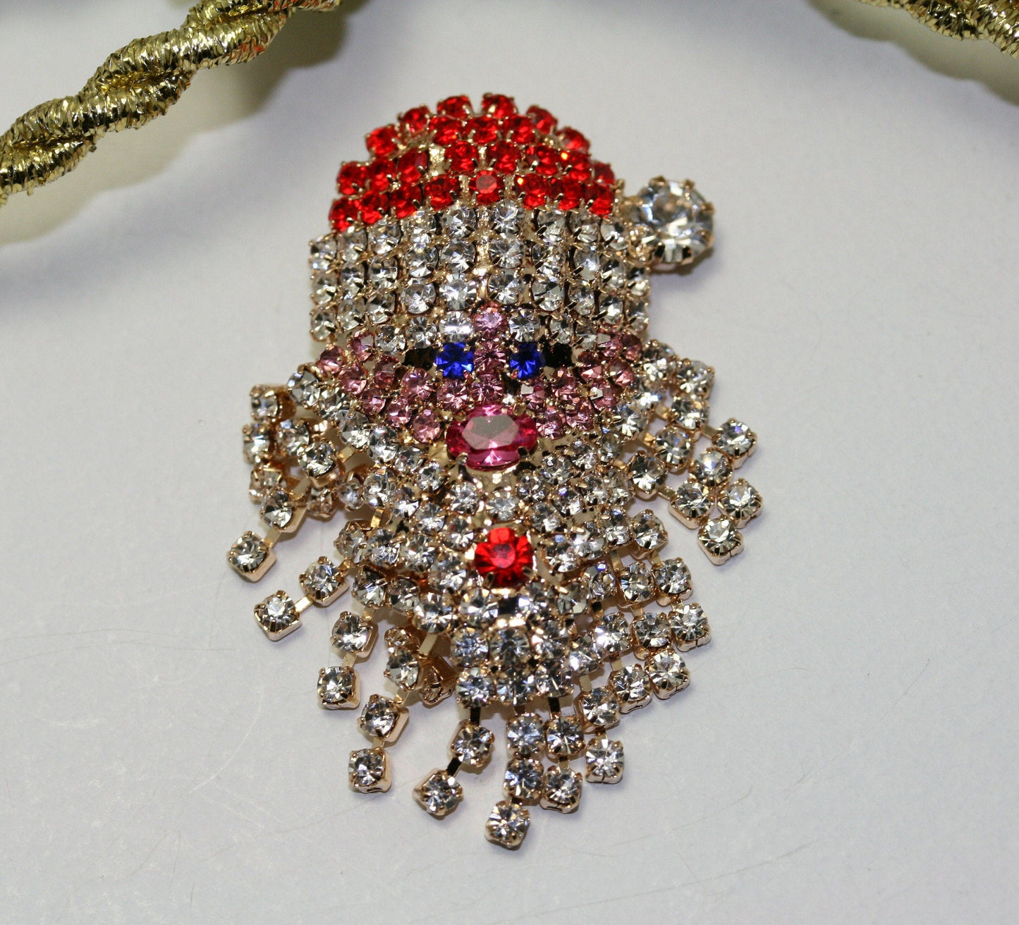 Vintage Sparkly Rhinestone Santa Claus Face Brooch Pin and Earrings Set,  Xmas Holiday Jewelry Gift