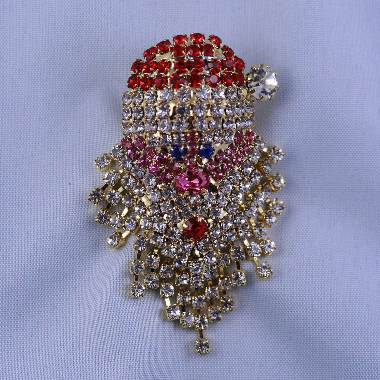 Vintage Sparkly Rhinestone Santa Claus Face Brooch Pin and Earrings Set,  Xmas Holiday Jewelry Gift